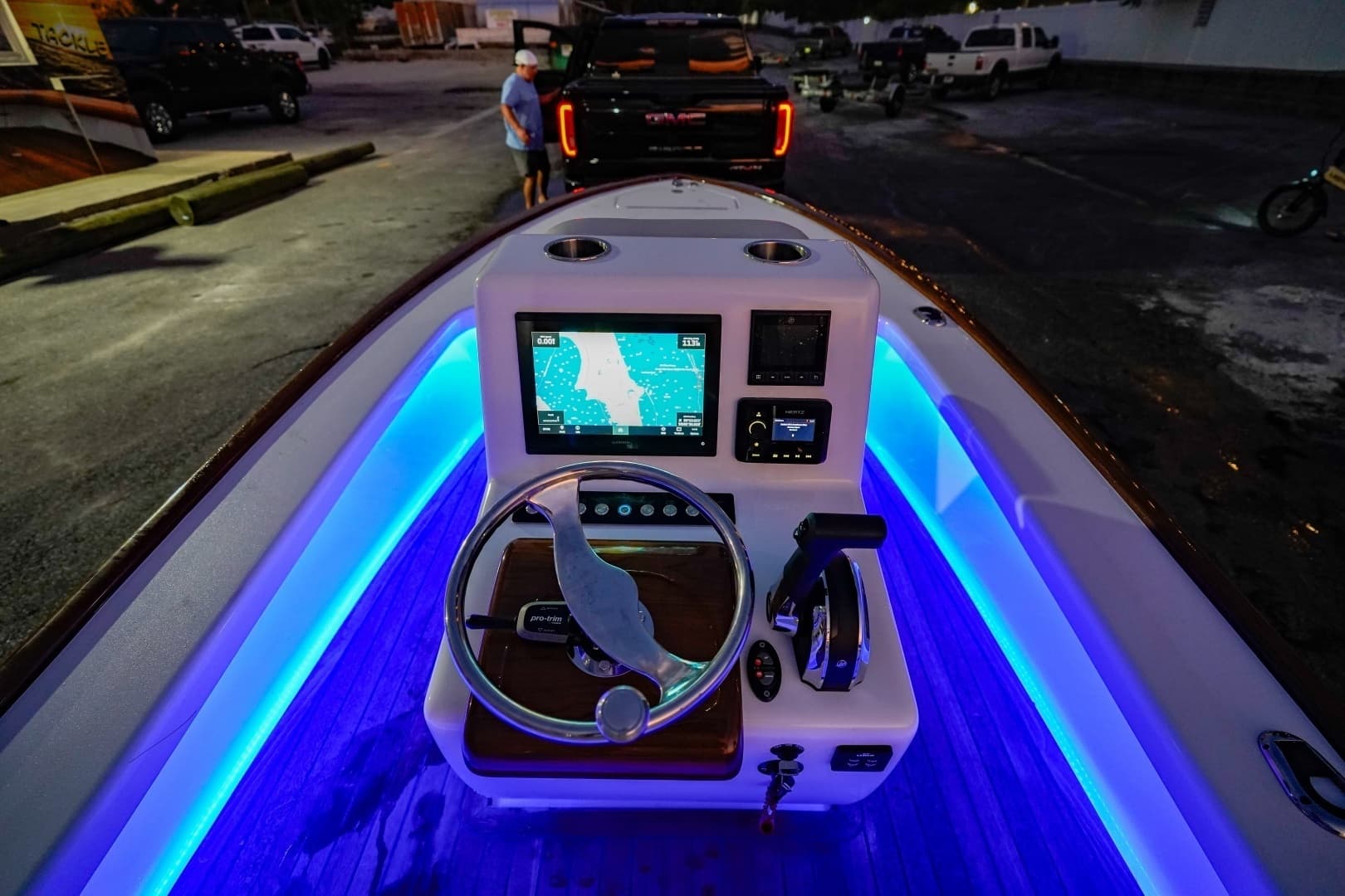 2024 Xcelerator Boatworks 17 Bay