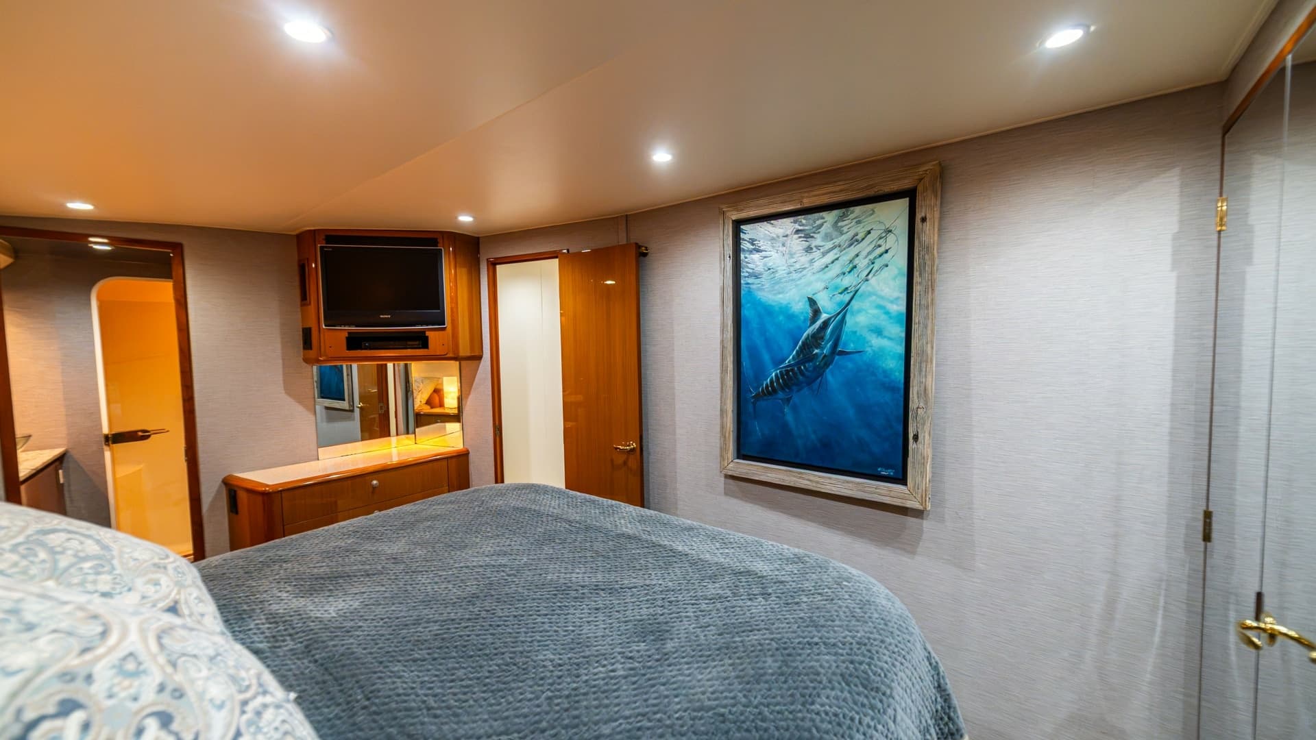 2001 Viking 61 Convertible- Caliente- Master Stateroom