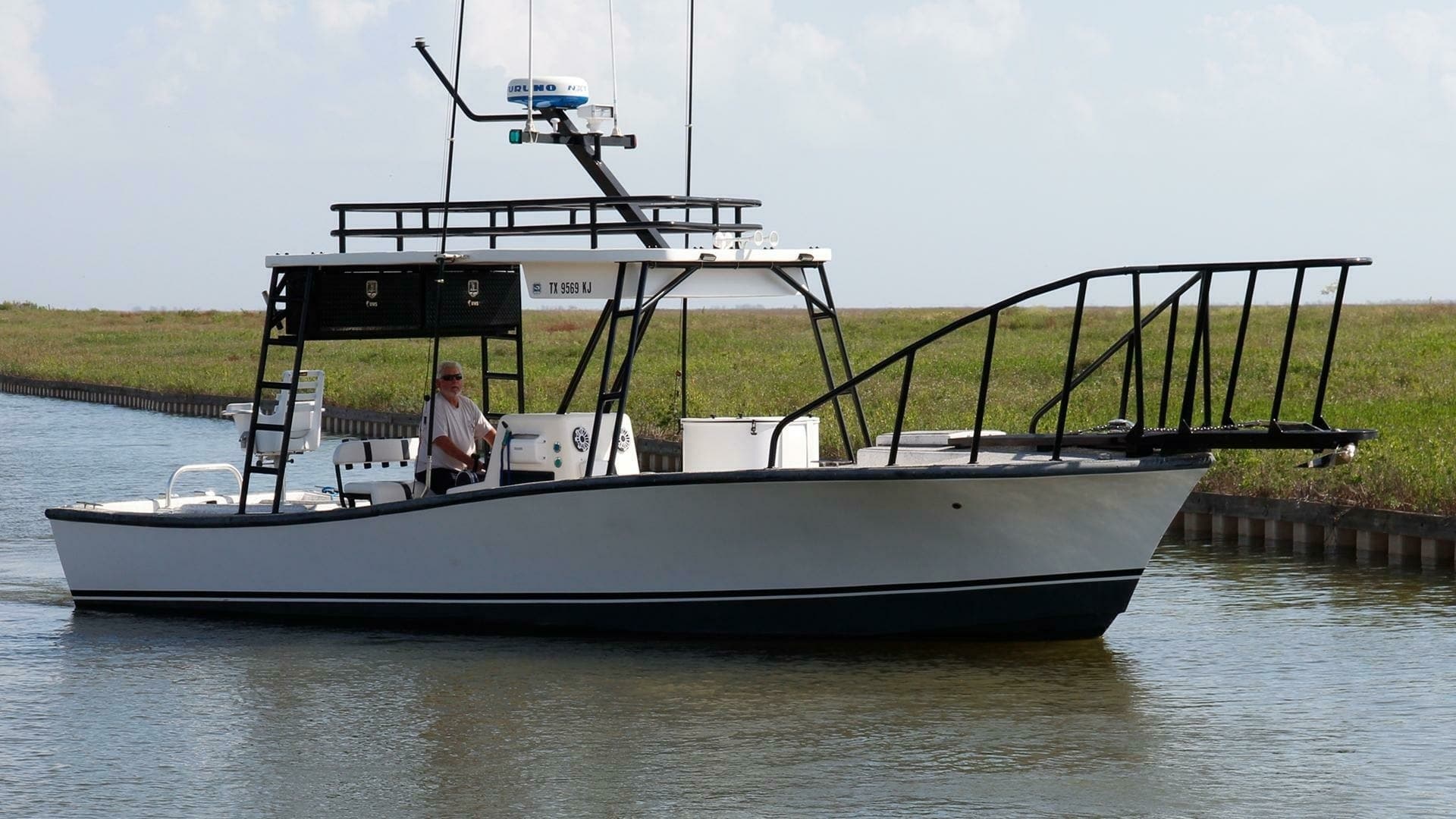 1997 Custom 31 Center Console Pullin Drag