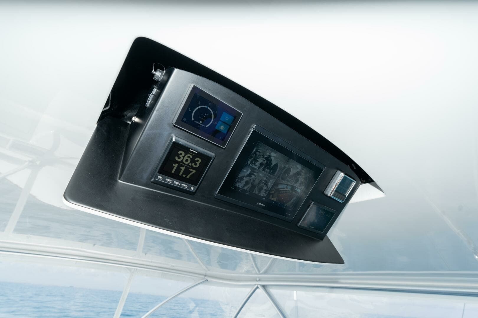 2025 Viking 90C "Zatara" 
