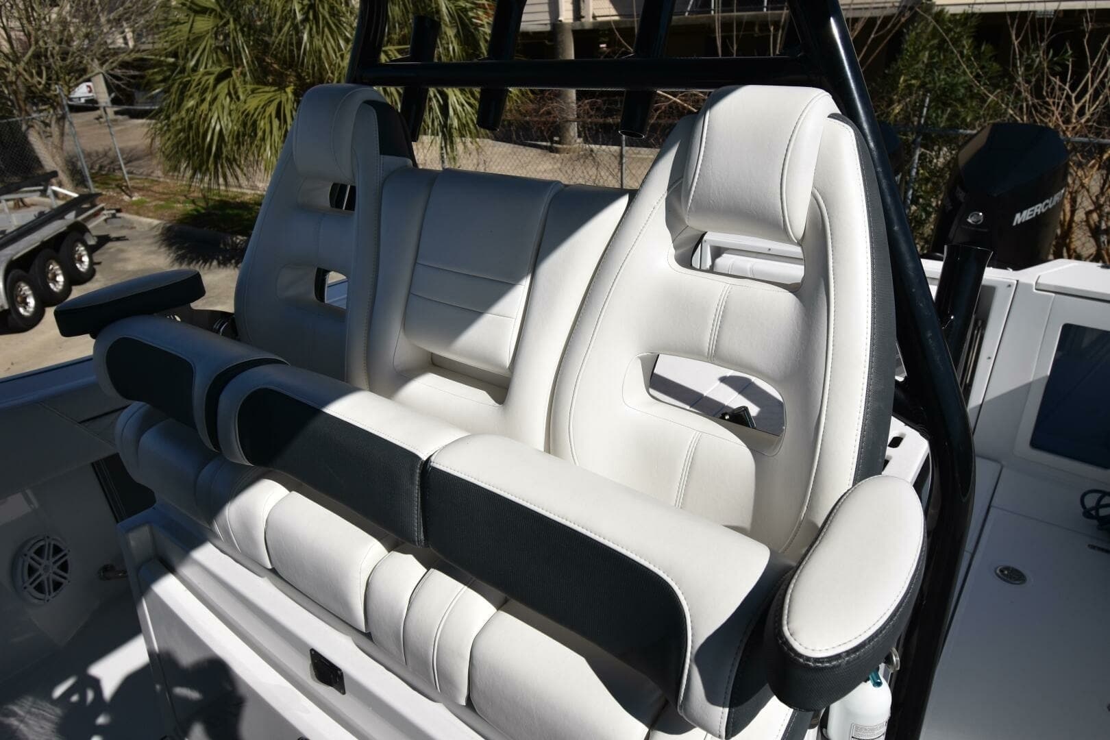 2021 Blackfin 332 
