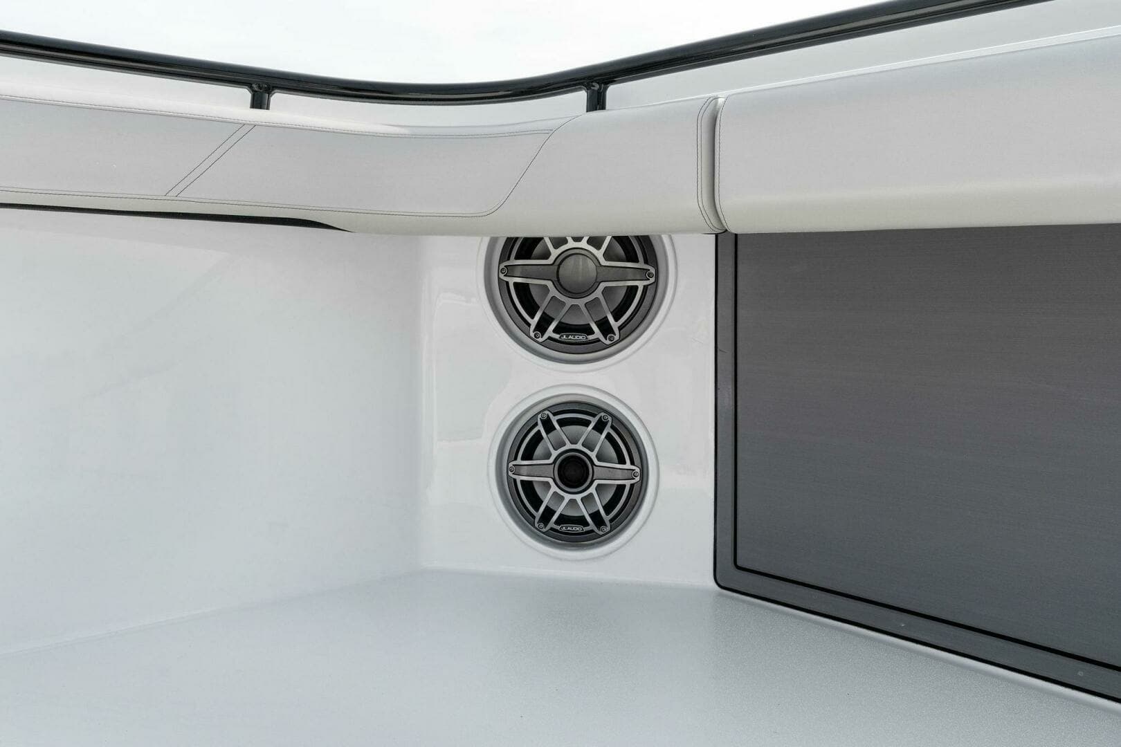 2022 Barker Boatworks 40 HPC 