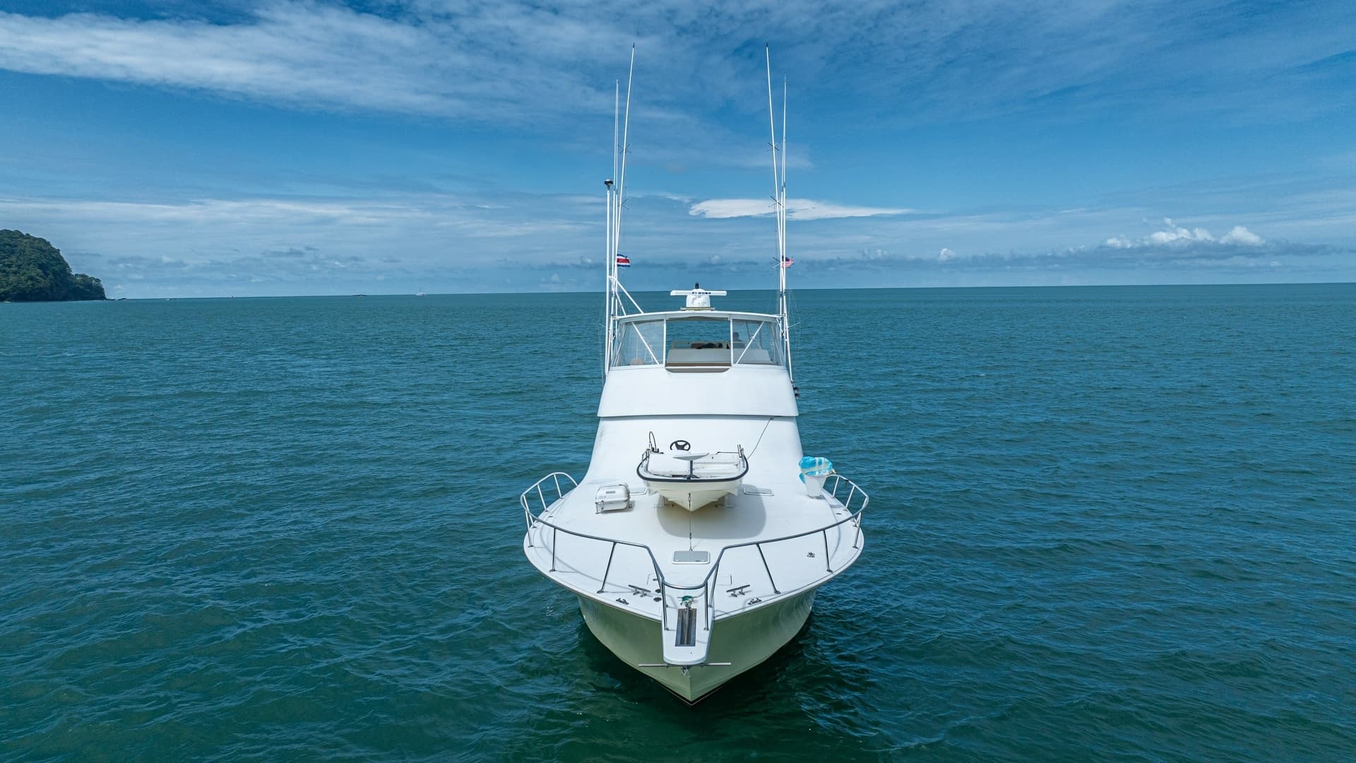 Bow View with Tower and Rails 2002 Viking 61 Convertible