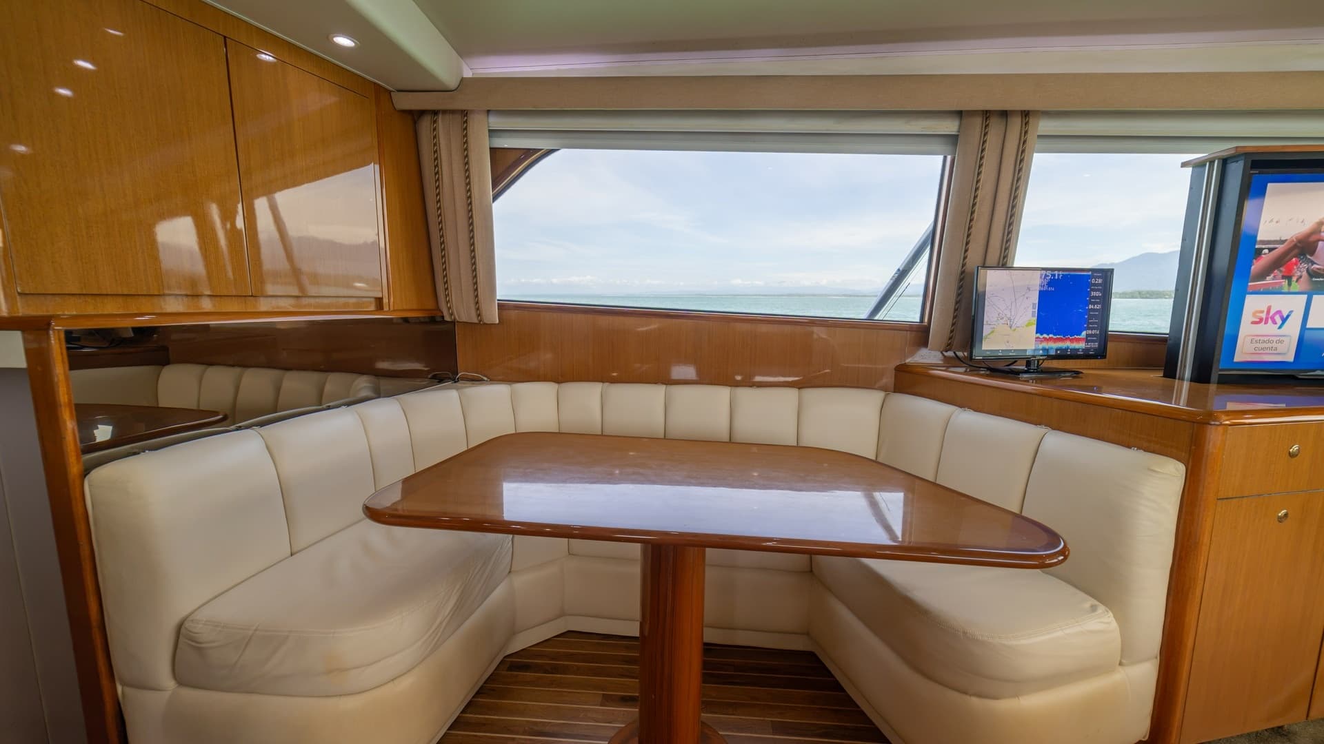 Starboard Salon Dinette Area