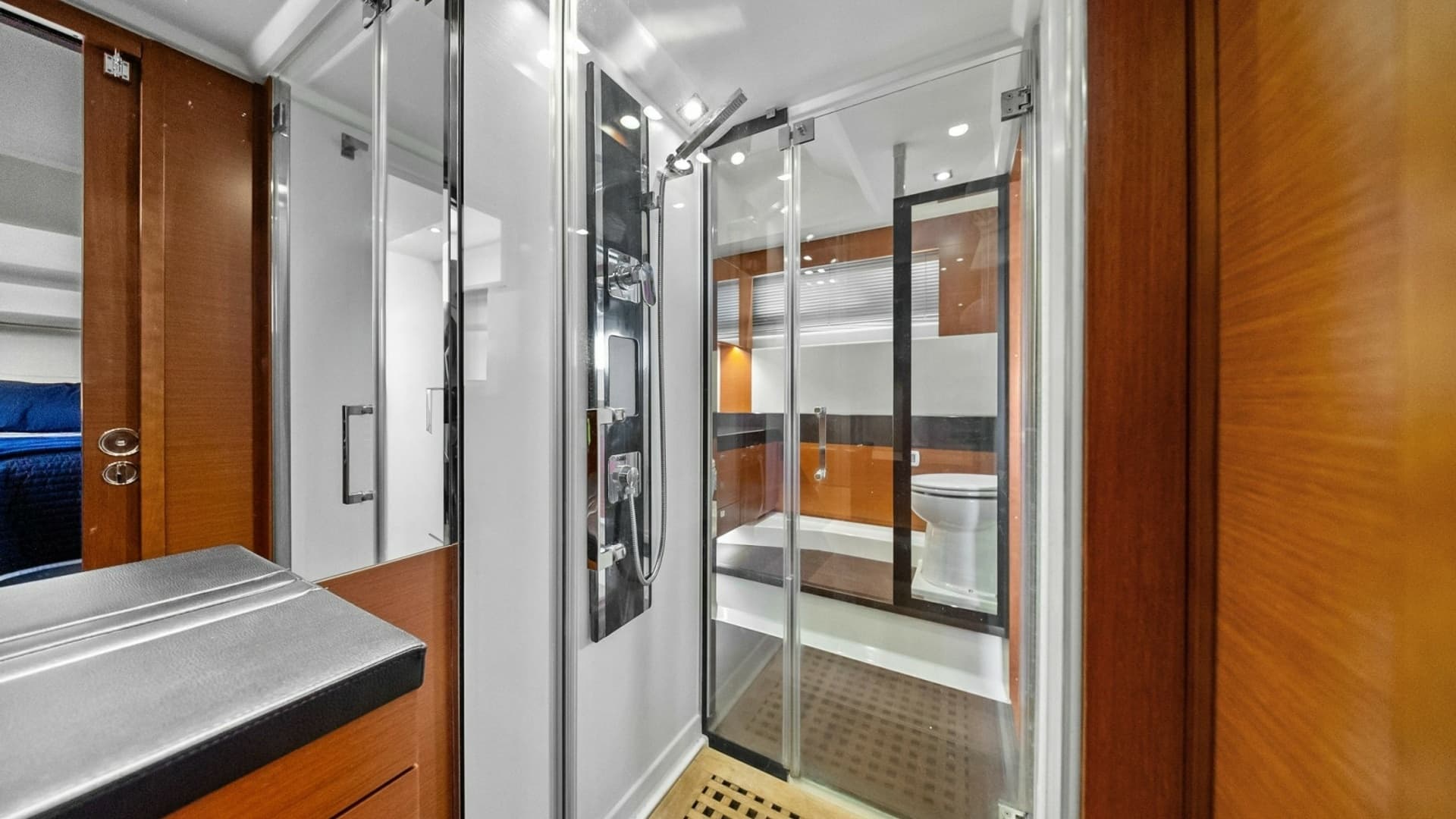 2015 Prestige 550 'Legacy'