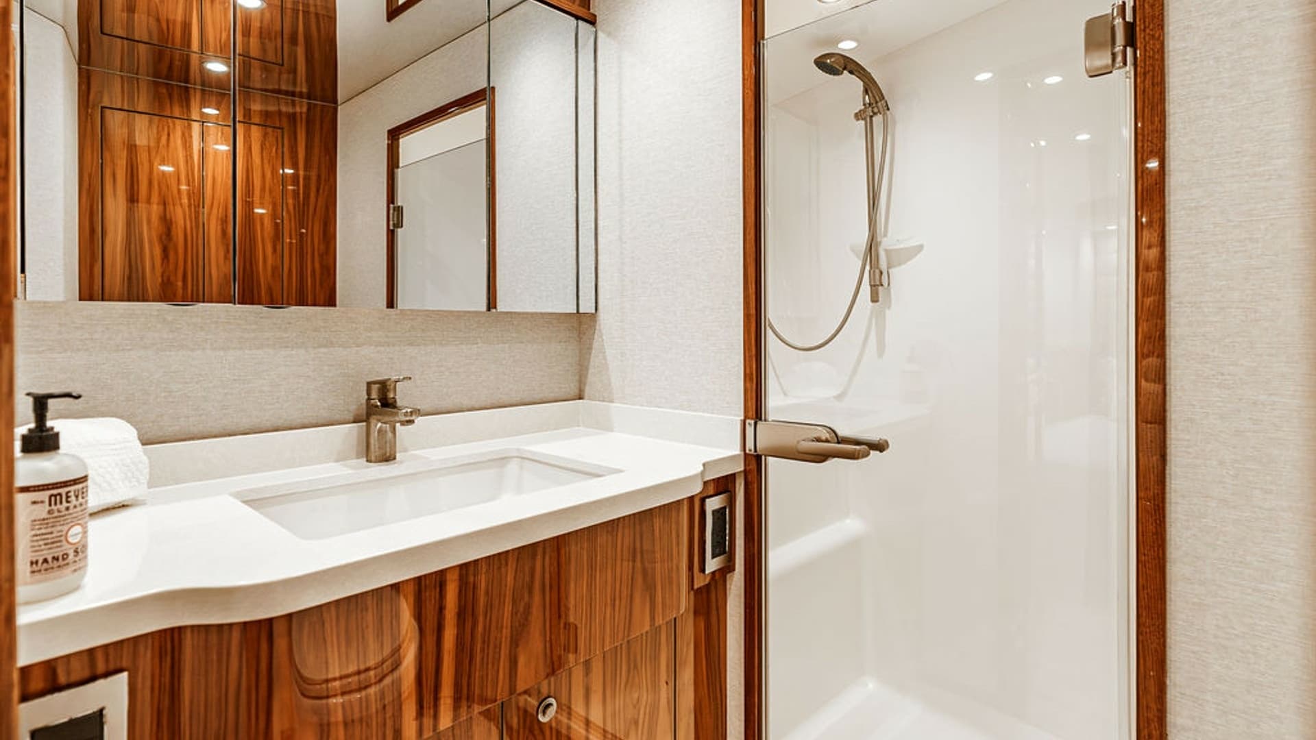 2019 Viking 80 Skybridge "Party of Five"
