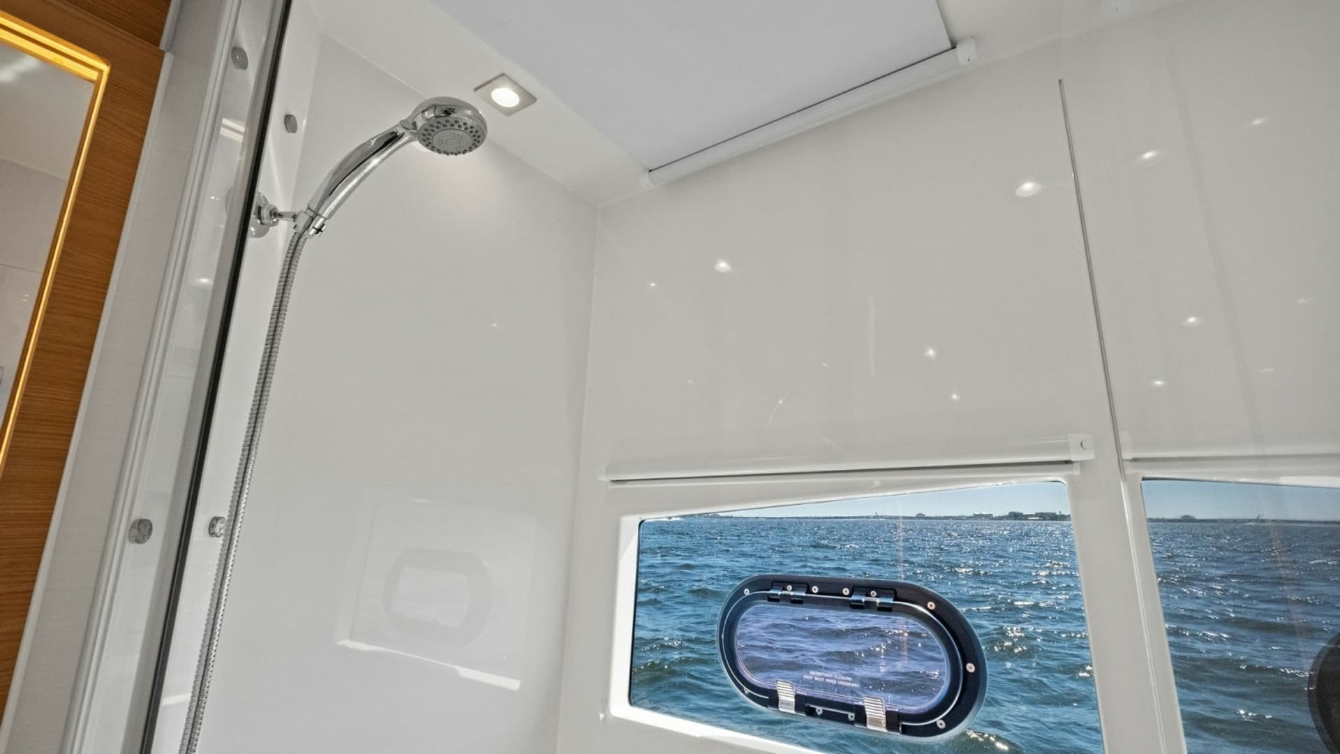 2022 54 Aquila Powercat 'Remarkable I'