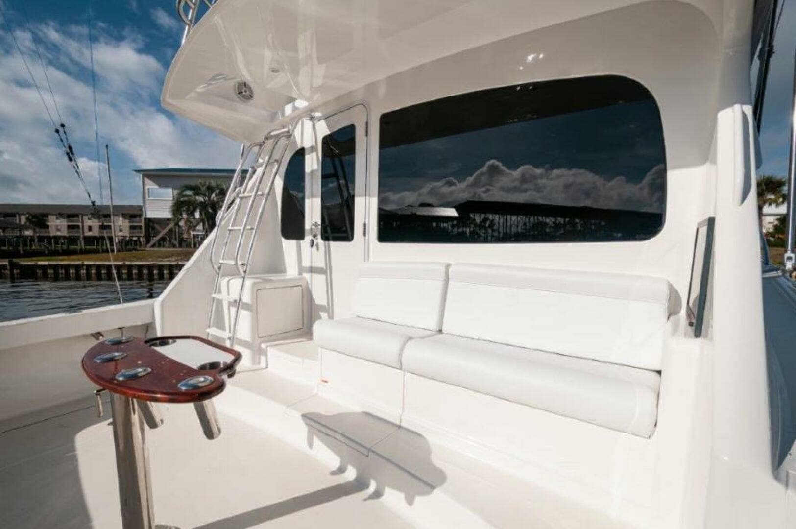 2012 Viking 42 Convertible  Cockpit 3