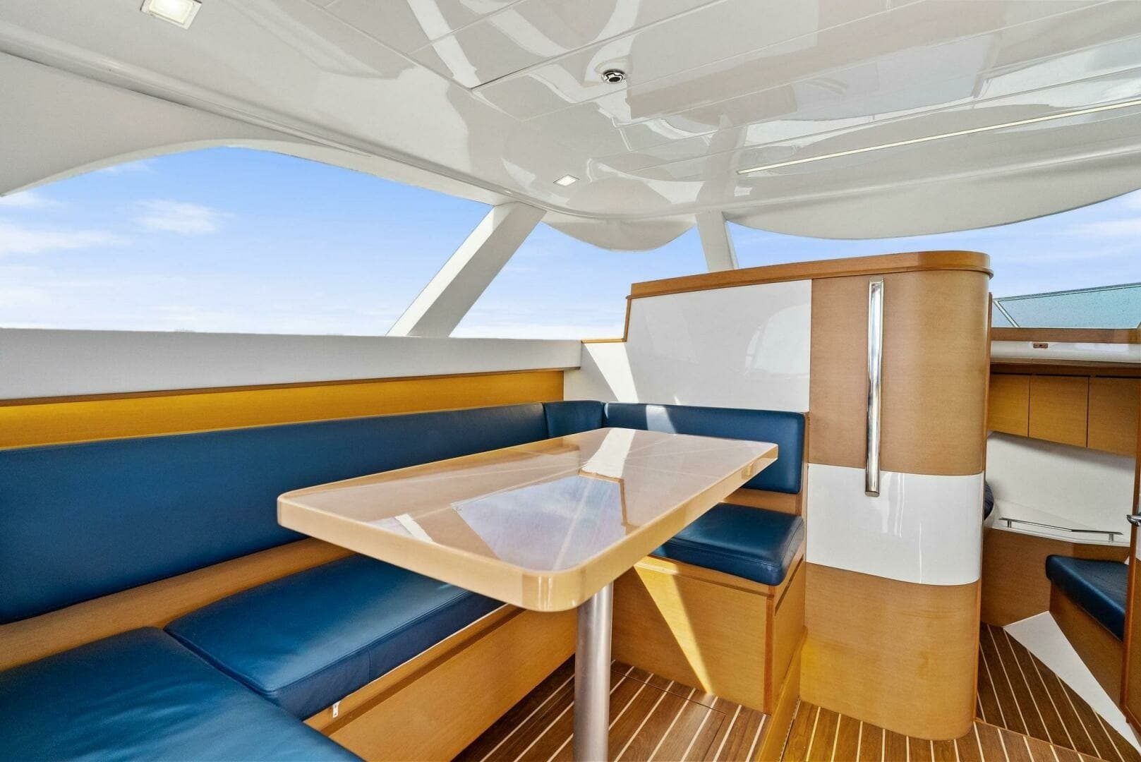 2017 Bertram 35 Flybridge