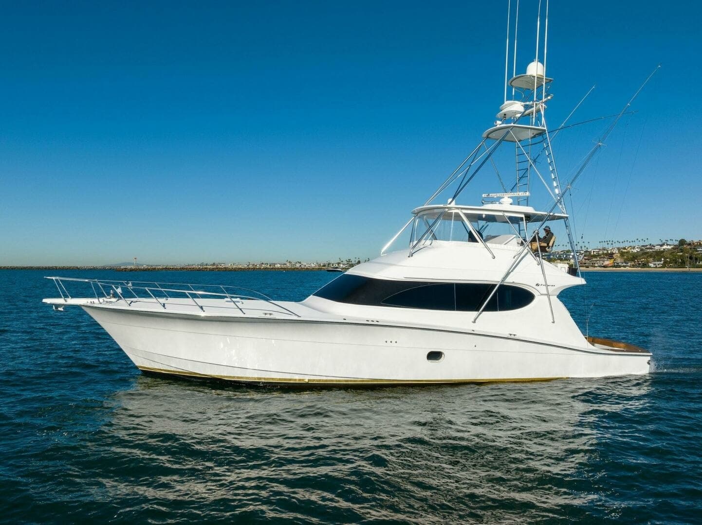 2007 Hatteras 64 Convertible - CHUPACABRA: Starboard Profile View