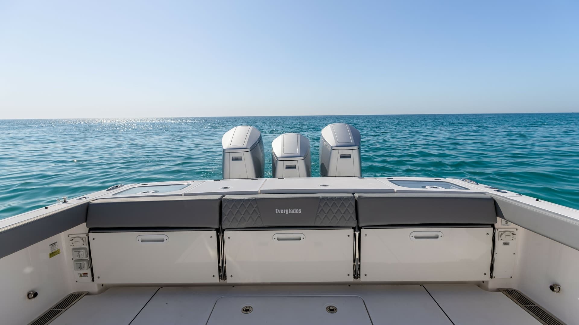 Triple Outboard Engine Transom View