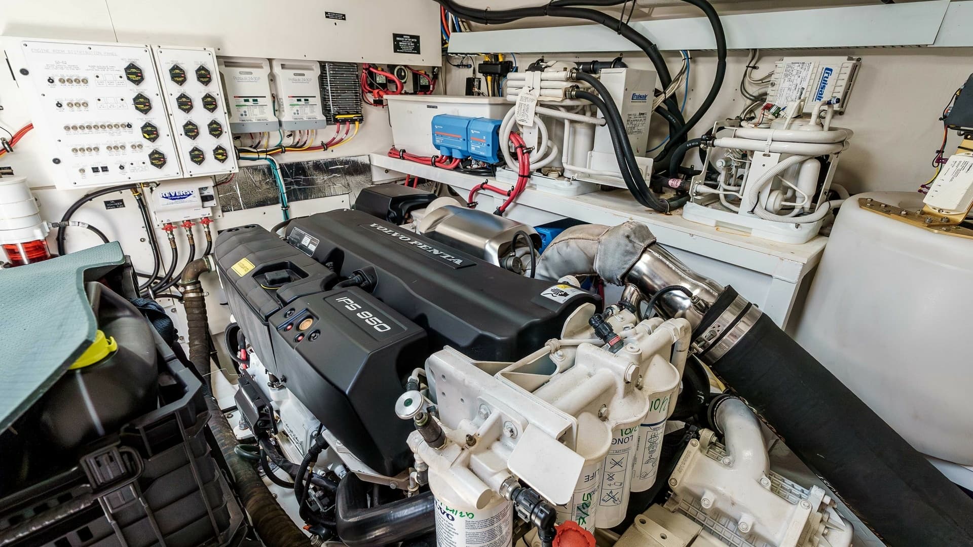 2017 Cruisers 60 Cantius, 'Rising Star' - Engine Room with Volvo Penta IPS 950 Main Engine