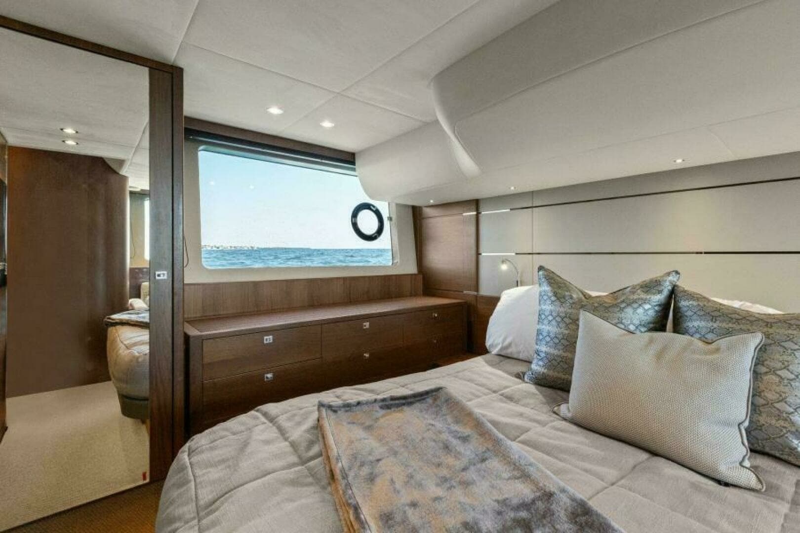 2016 60 Princess Flybridge - Princess Rose Too - 