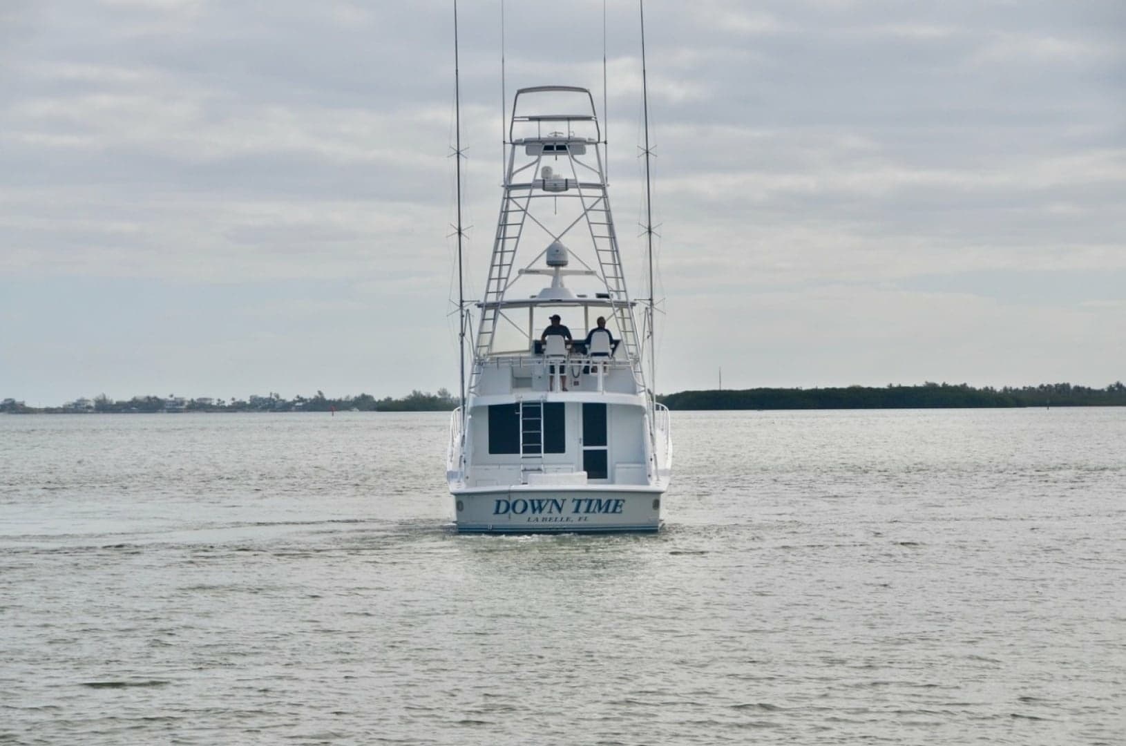 Hatteras SF Down Time - Exterior