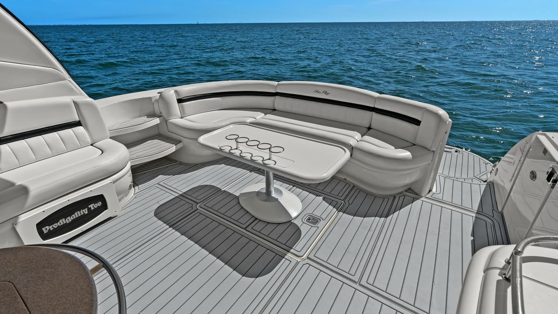 2005 Sea Ray Sundancer 500