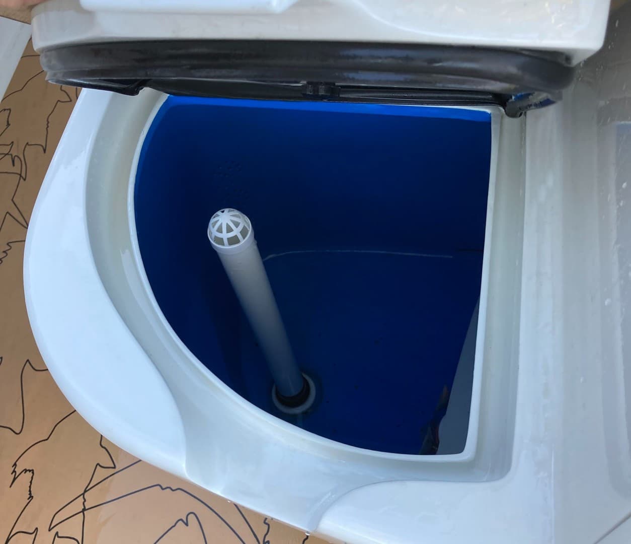 Leaning Post Live Well