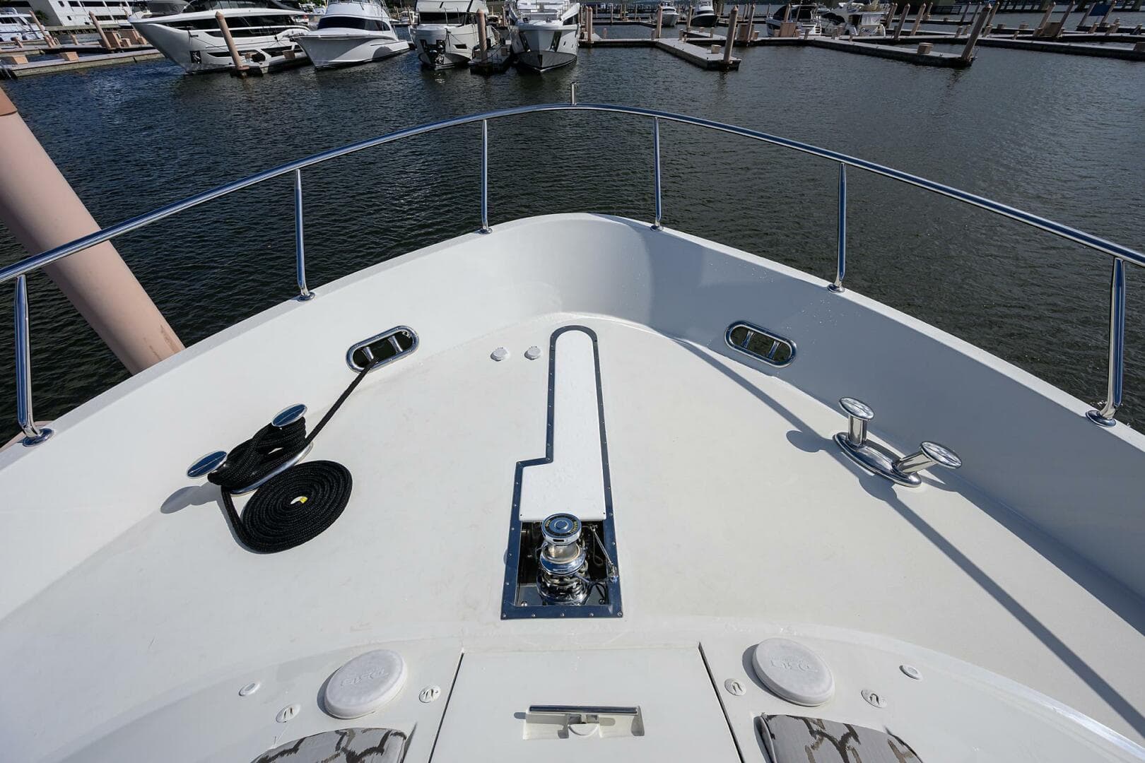 2013 Ocean Alexander Sky Lounge