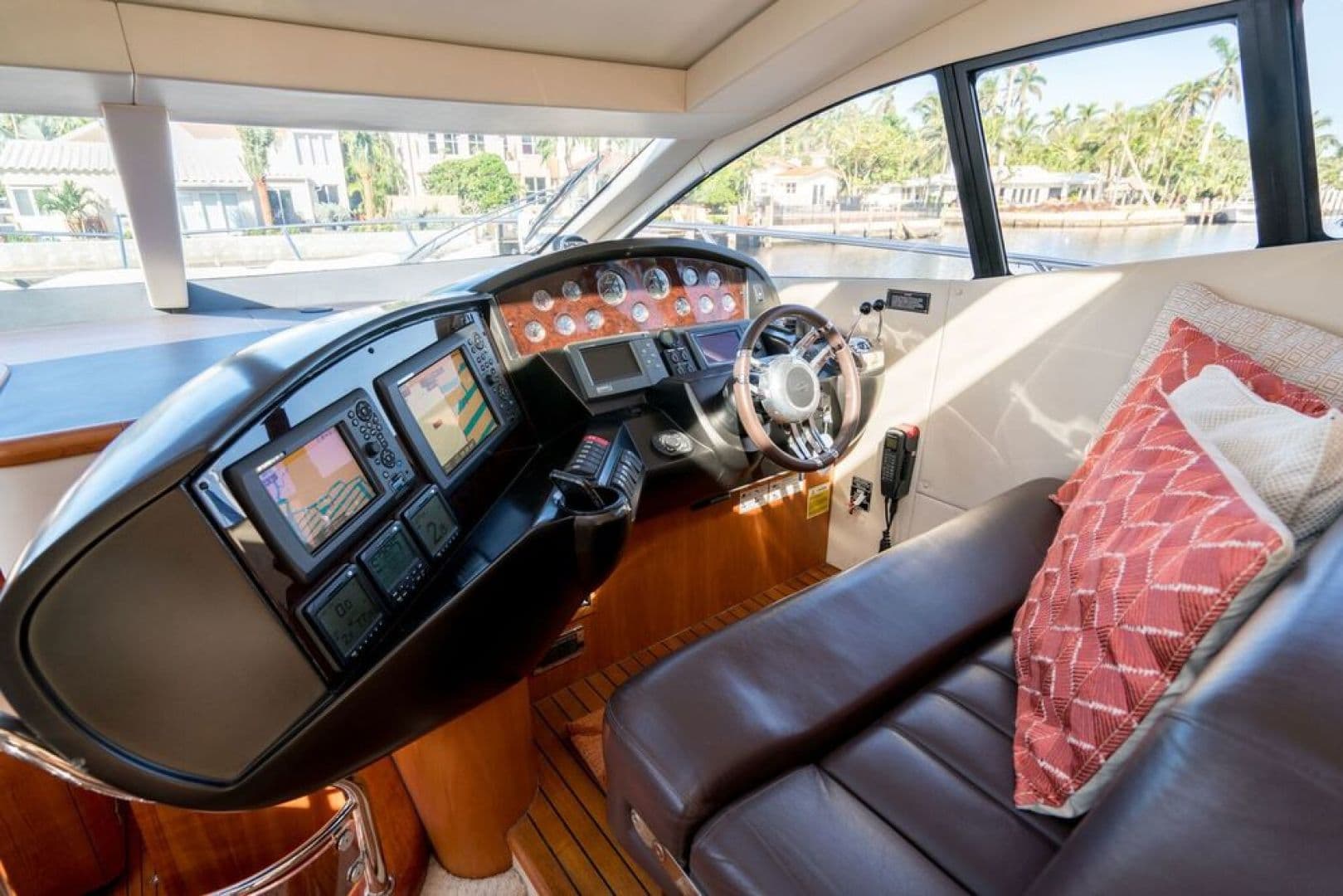 2010 Sunseeker Predator