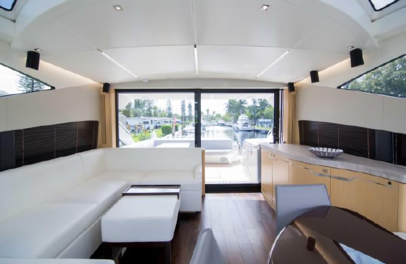 2018 Sunseeker Predator