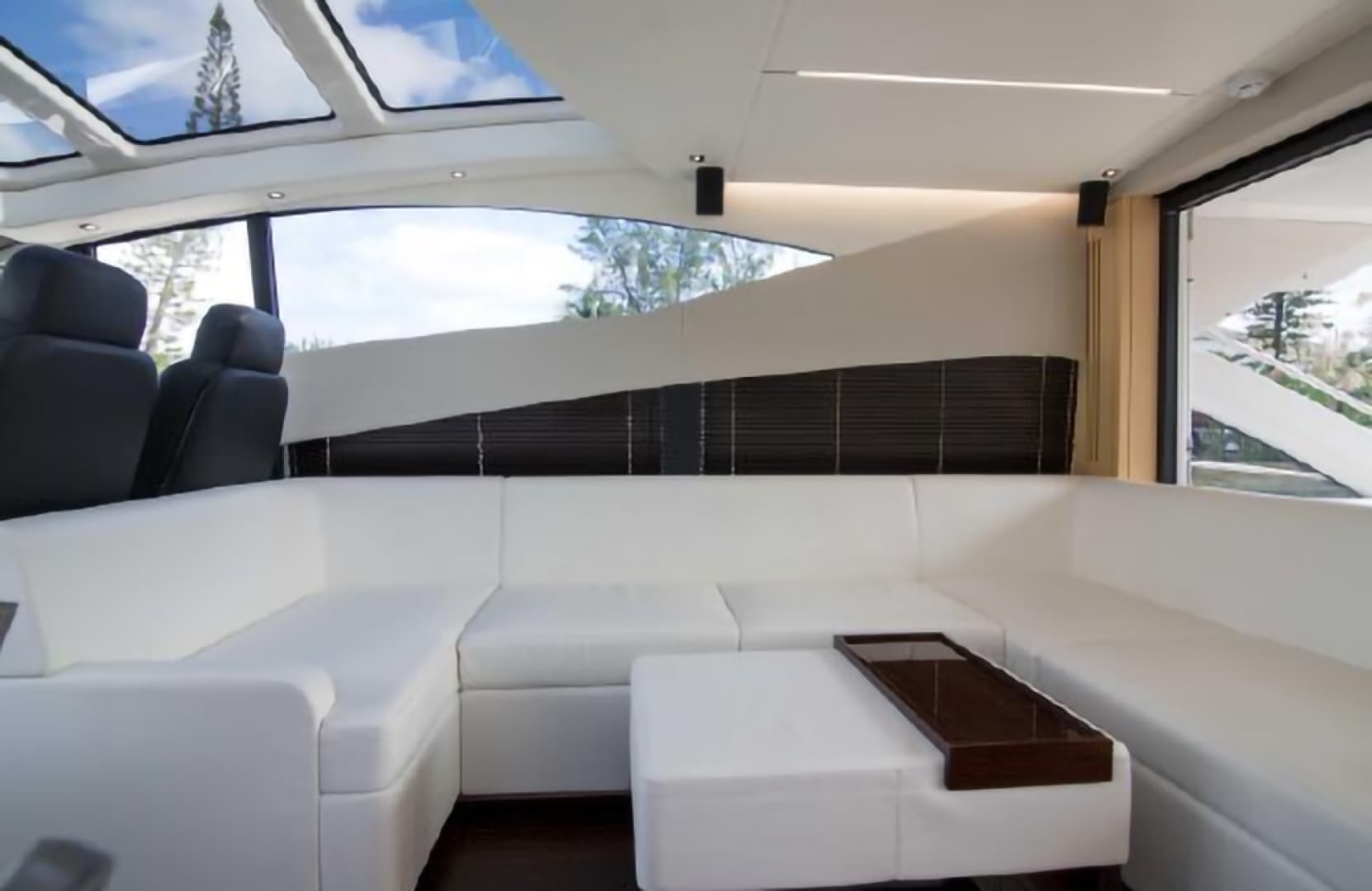 2018 Sunseeker Predator