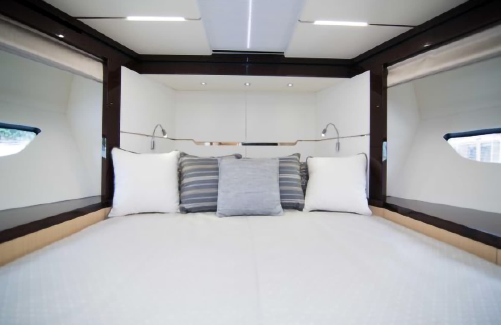 2018 Sunseeker Predator