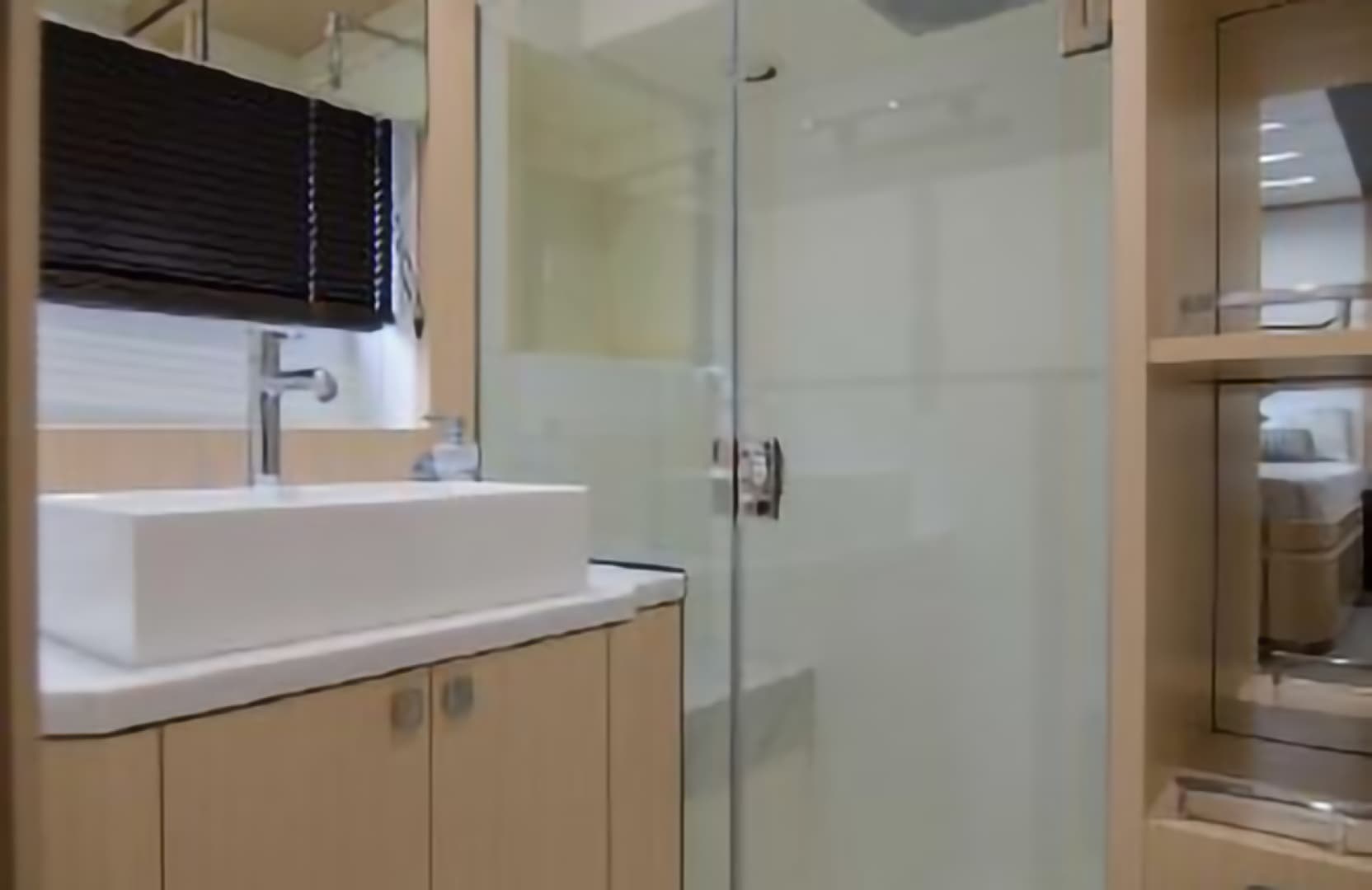 2018 Sunseeker Predator