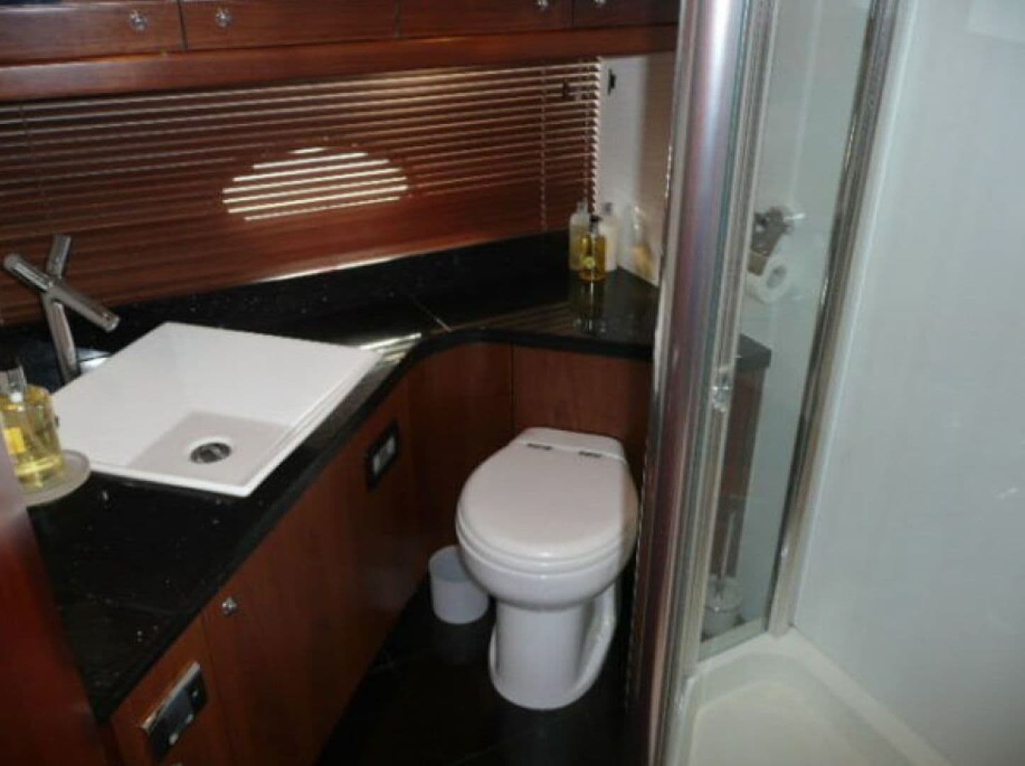 2006 Sunseeker Manhattan