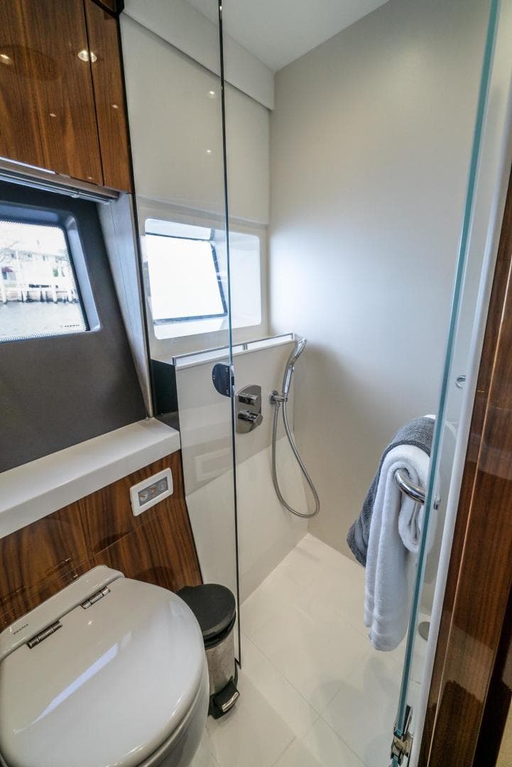 2019 Sunseeker Manhattan