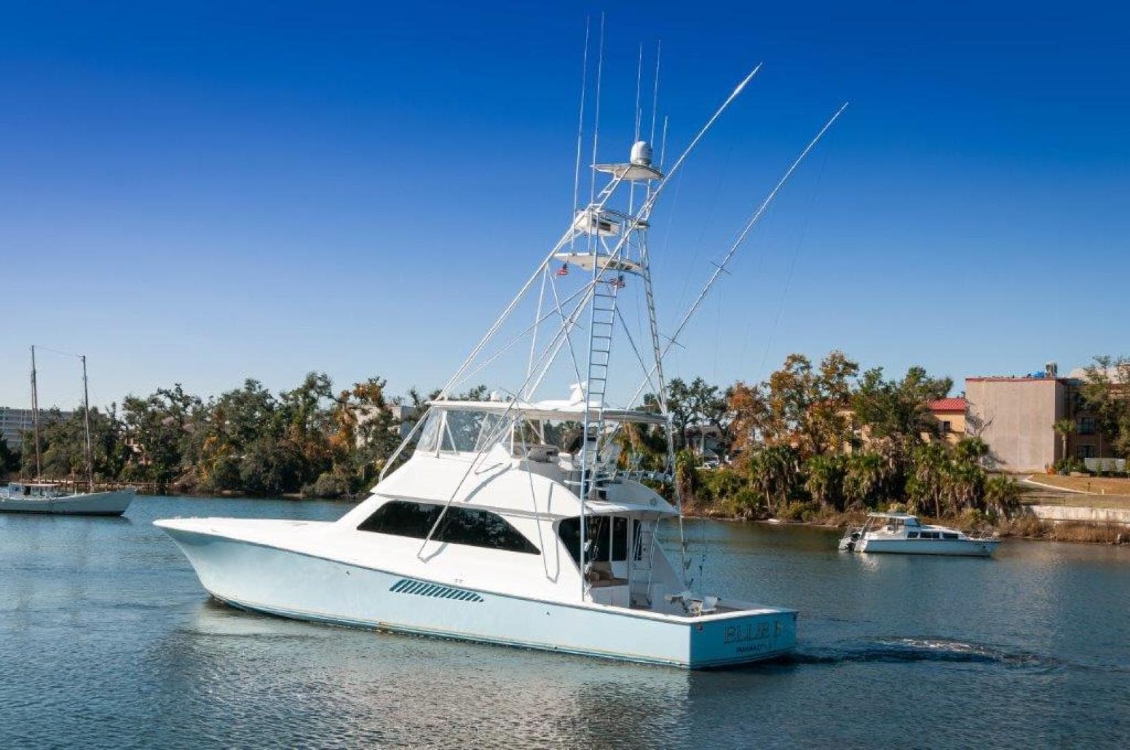 Viking 2001 61 Convertible Ellie B