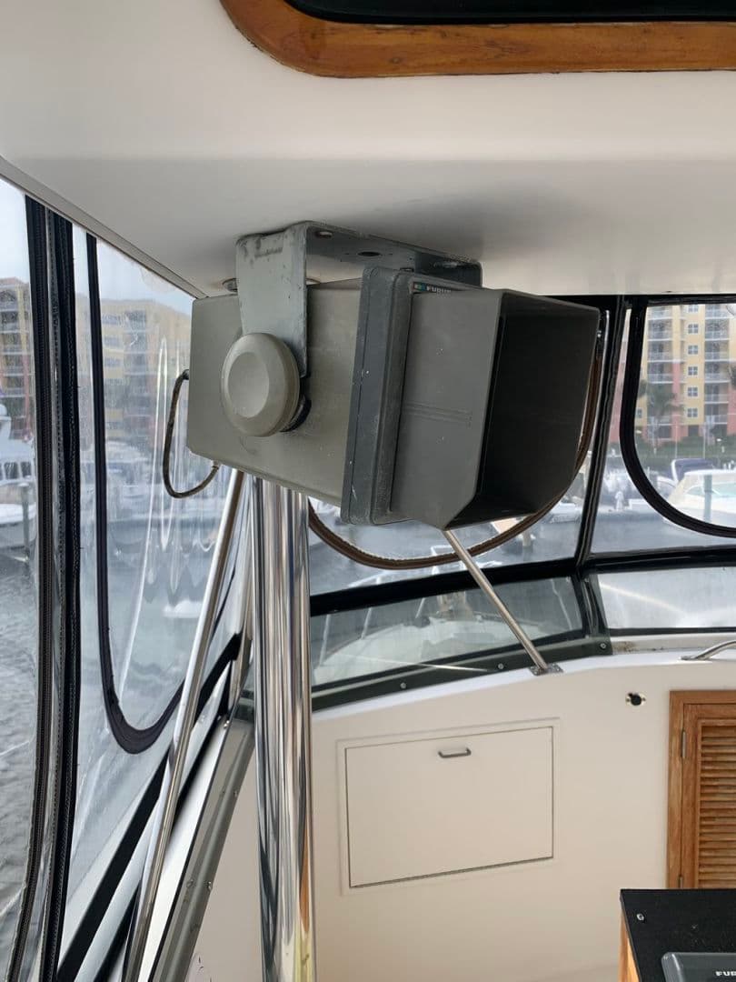 1985 Ocean Yachts Super Sport