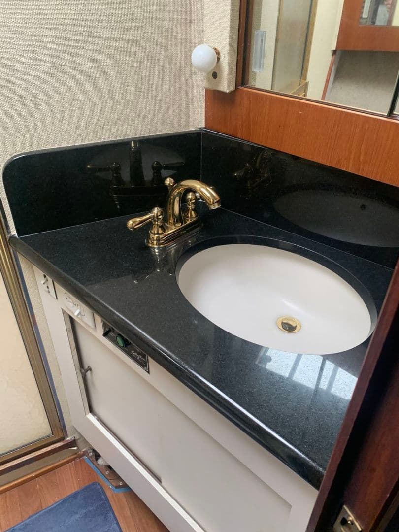 1985 Ocean Yachts Super Sport