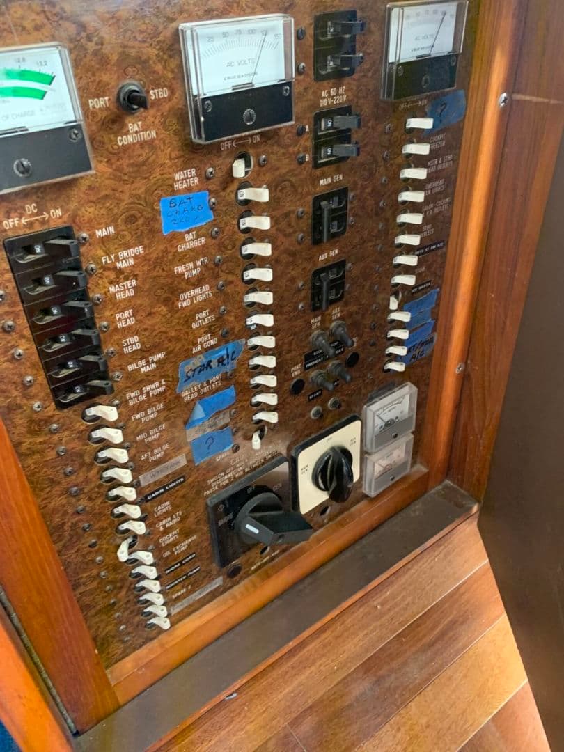 1985 Ocean Yachts Super Sport