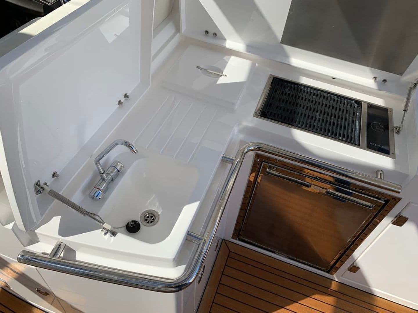 2014 Sunseeker San Remo