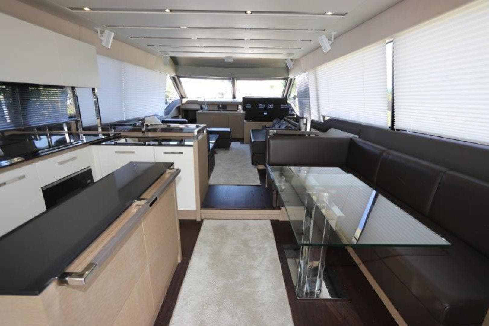 2017 Prestige Motoryacht