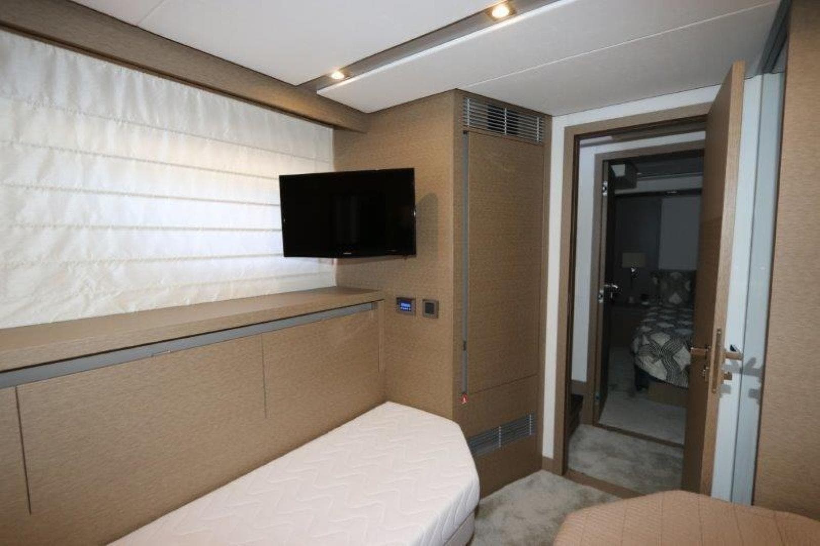 2017 Prestige Motoryacht