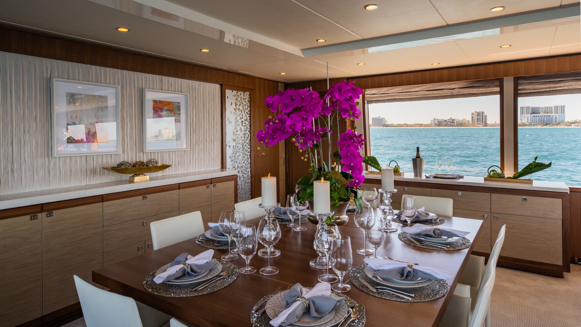 2028 Hargrave Raised Pilothouse