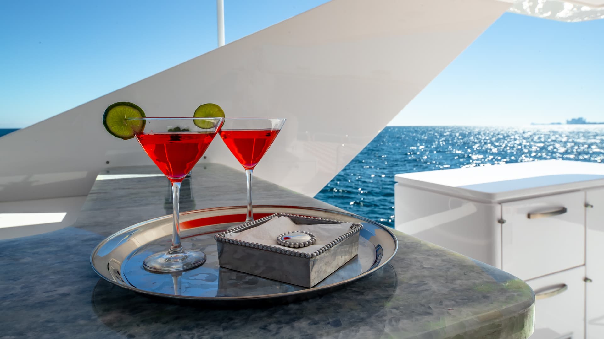 2028 Hargrave Raised Pilothouse