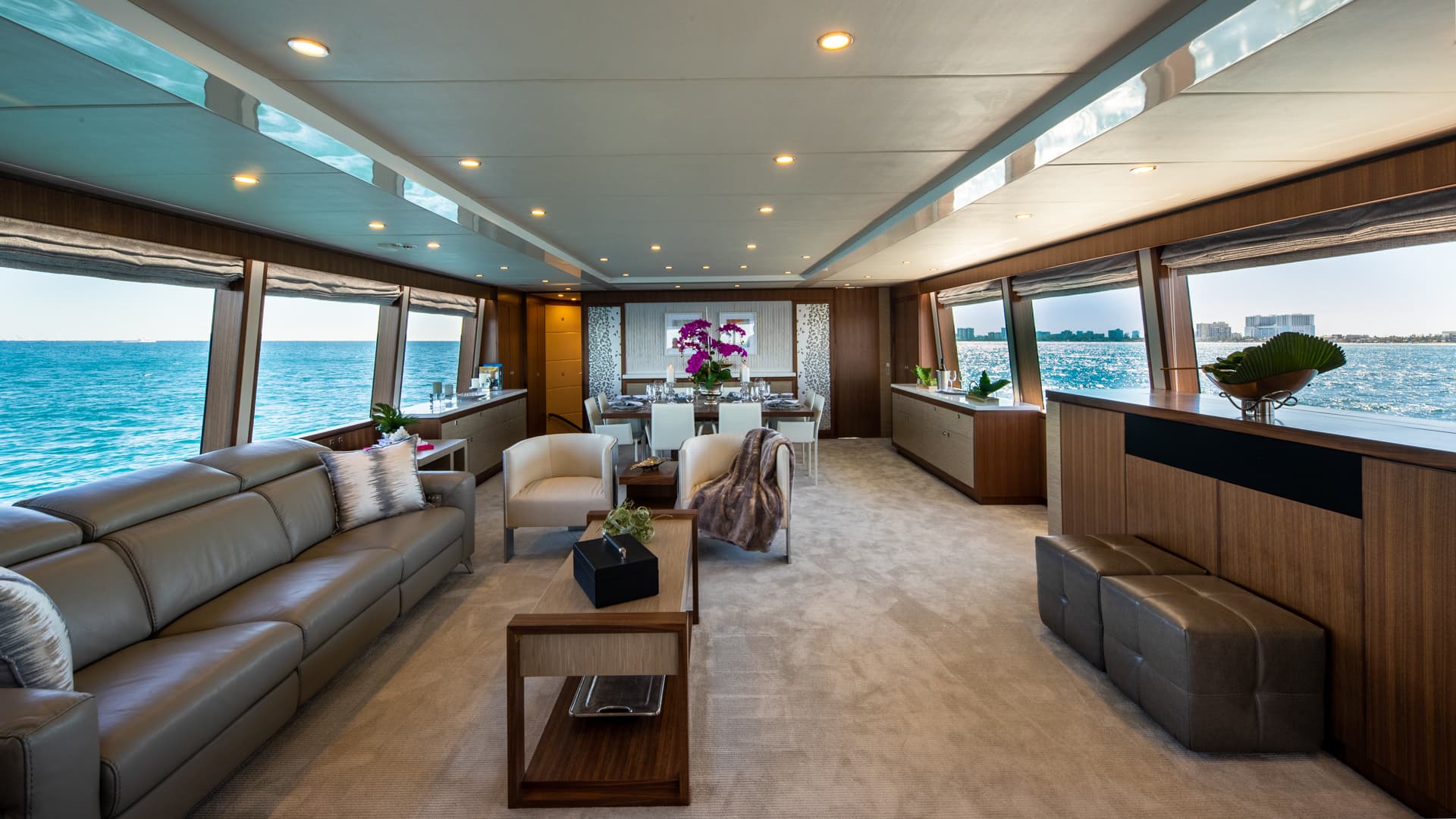 2028 Hargrave Raised Pilothouse