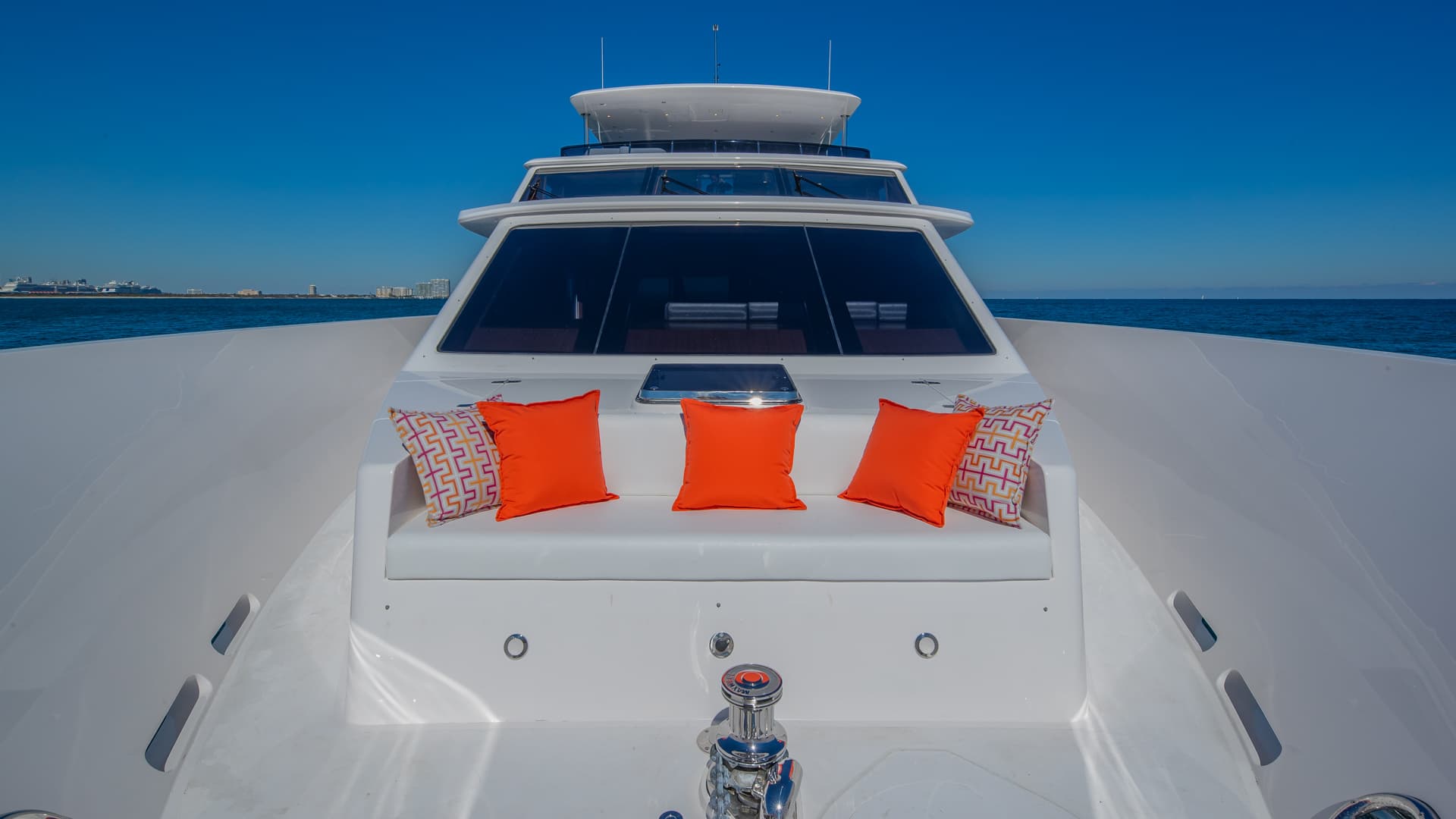 2028 Hargrave Raised Pilothouse
