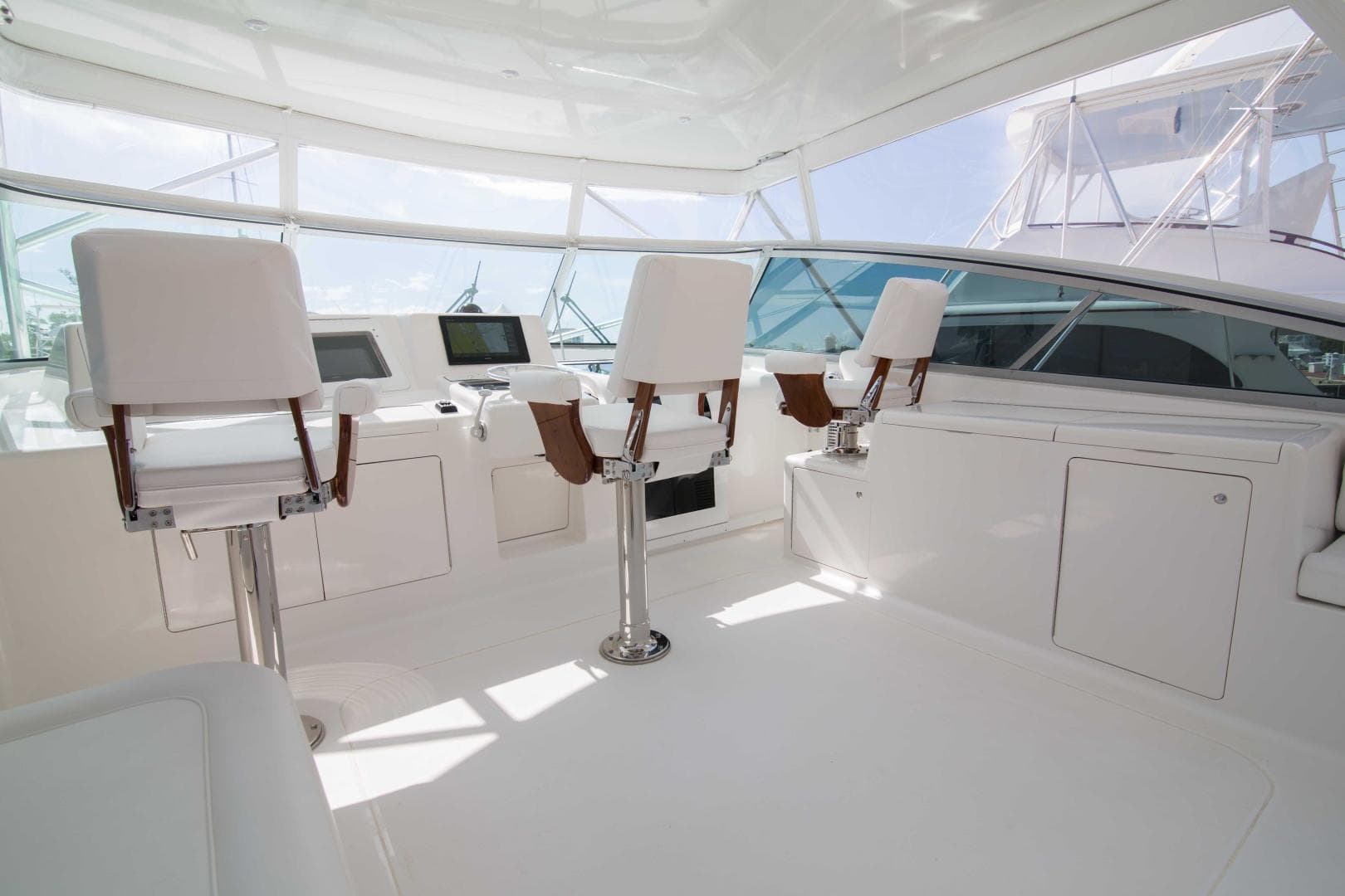 Viking 50 - Tiger Six - Helm Deck