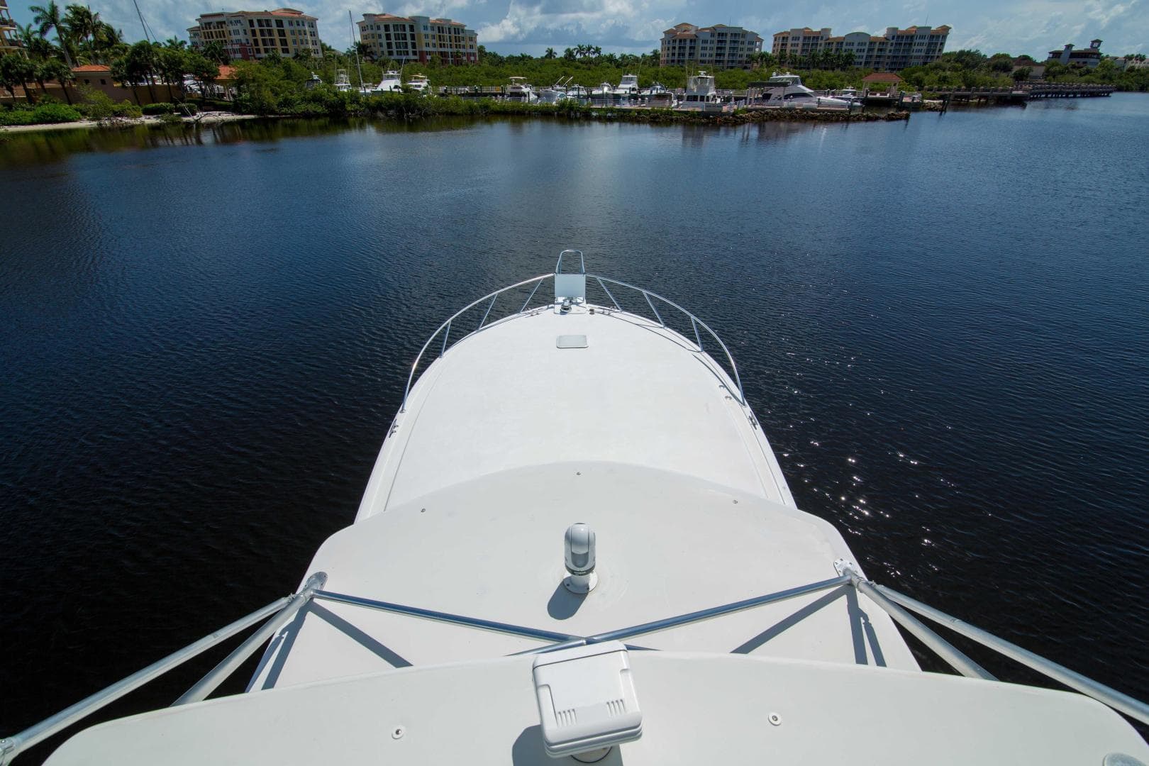 Viking 50 - Tiger Six - Bow