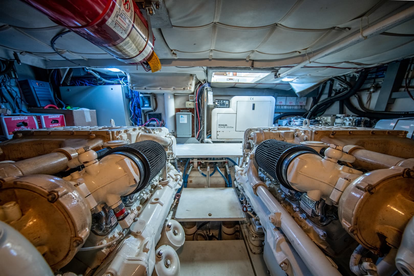 2004 Pershing Express