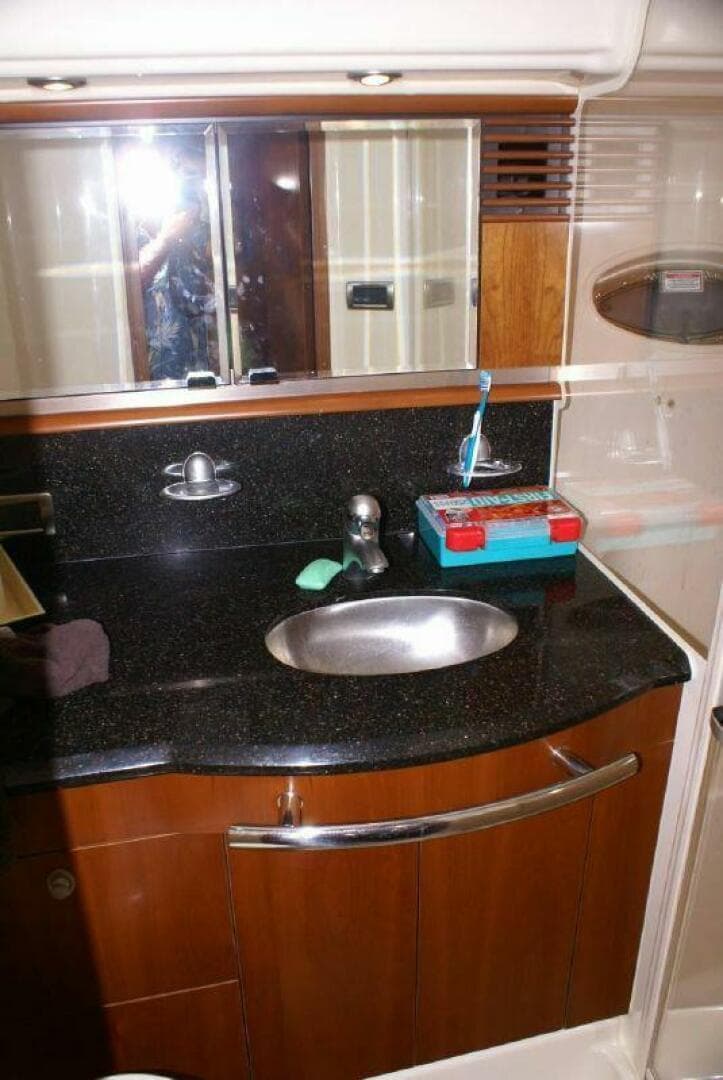 2005 Sea Ray 500 Sundancer