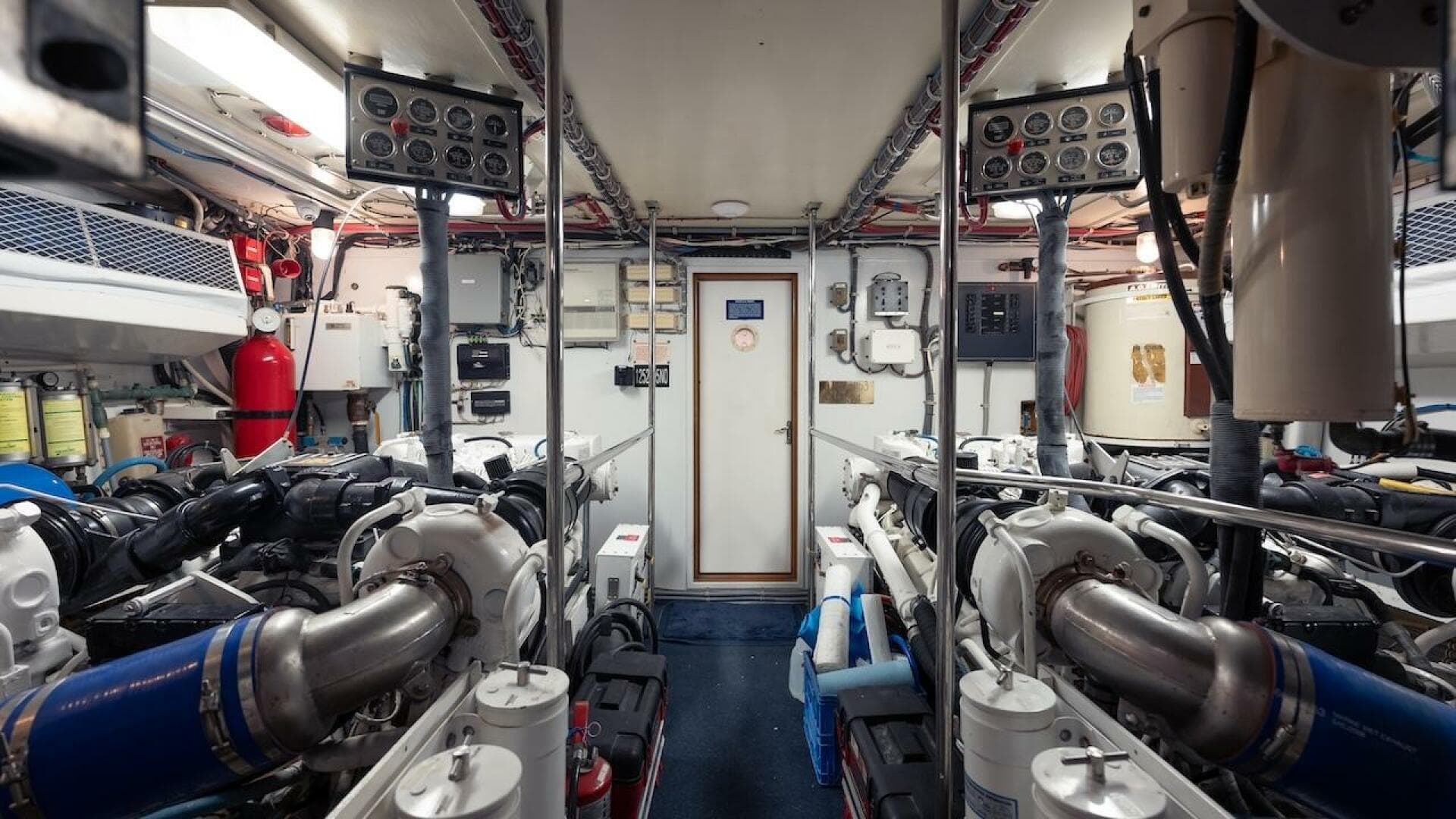 1998 Hatteras Sport Deck