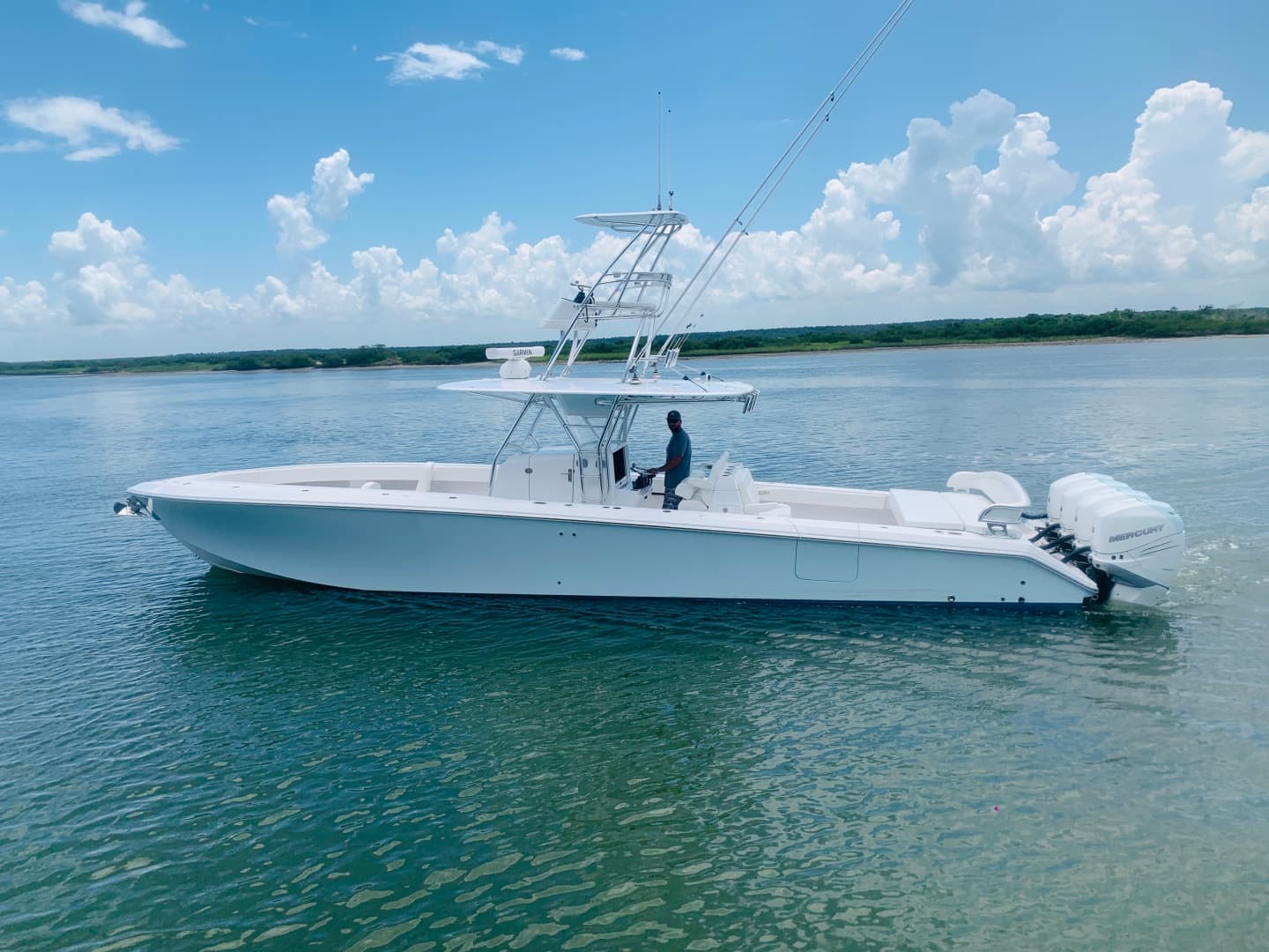 2019 Bahama 41