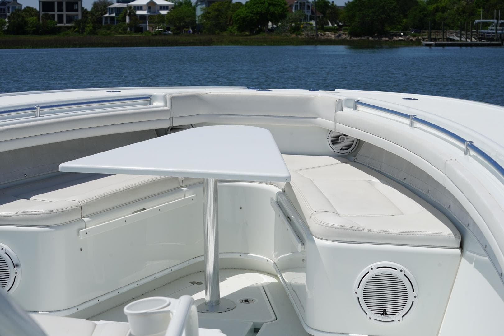 2013 Yellowfin 42 - deck-table