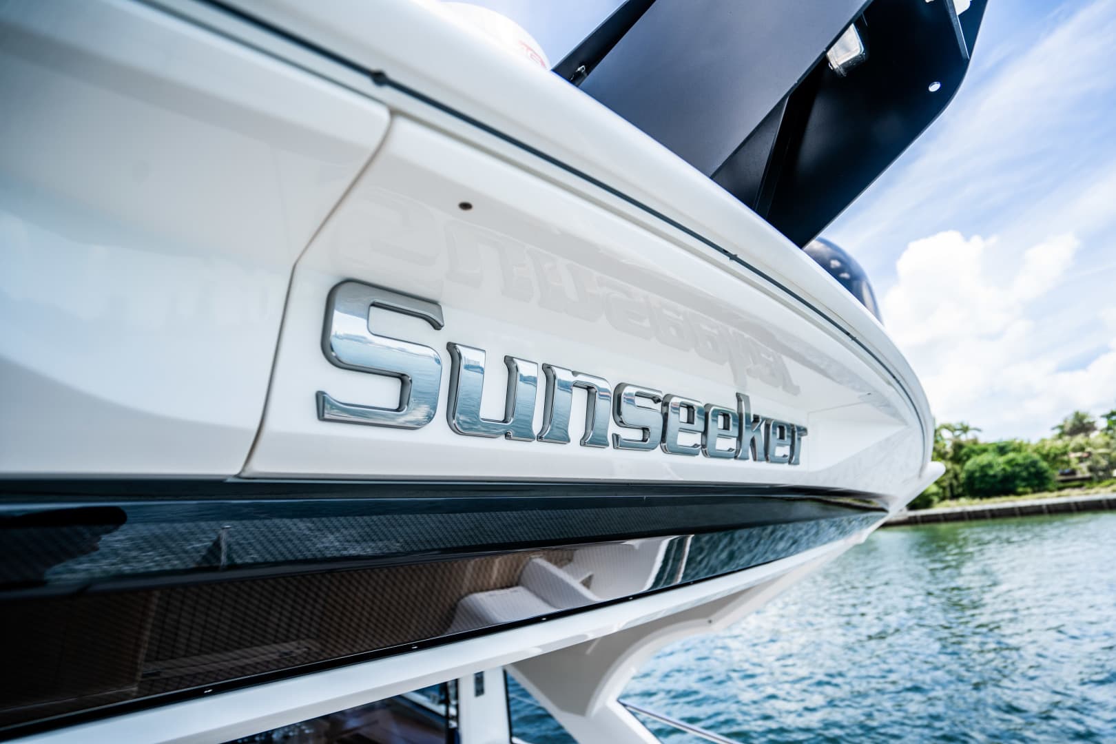 2019 Sunseeker Predator