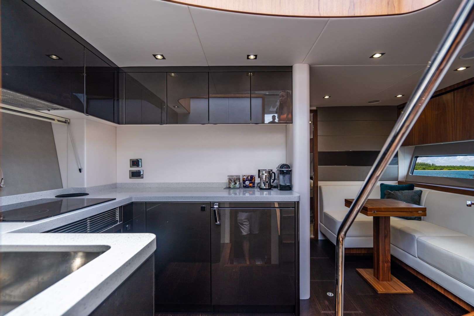 2019 Sunseeker Predator