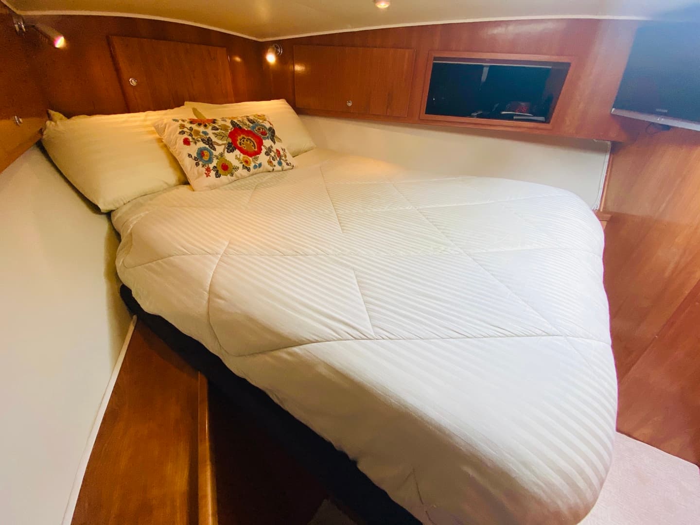 2003 Navigator 5700 Rival