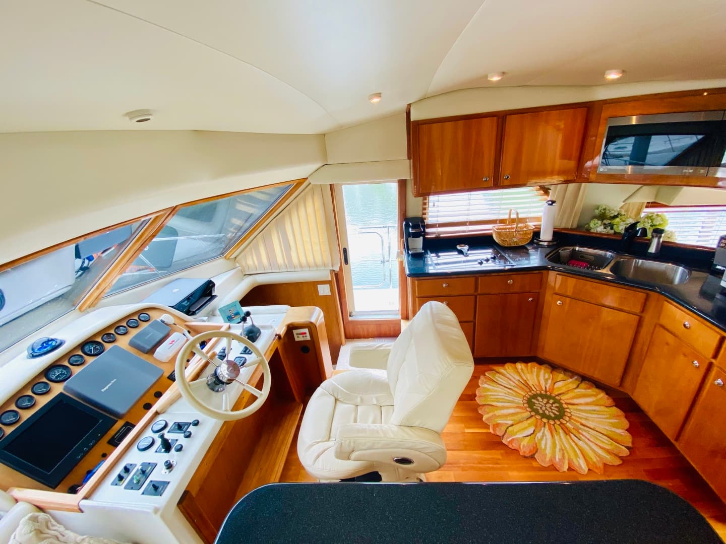 2003 Navigator 5700 Rival